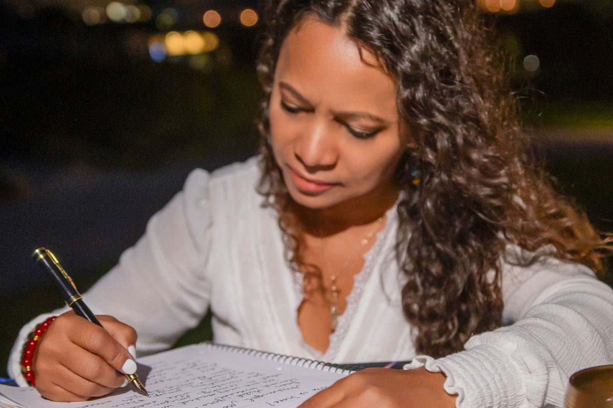 Connect through Automatic Writing and Intuitive Channeling to receive clear guidance from your Higher Self and Spirit Guides and heal from grief.