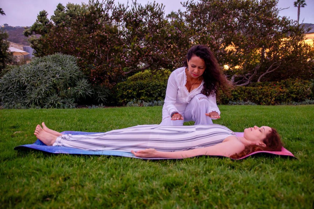 Seven Chakras Alignment 21-day program - This is a life-changing program. Expect to see positive changes in all areas of your life.